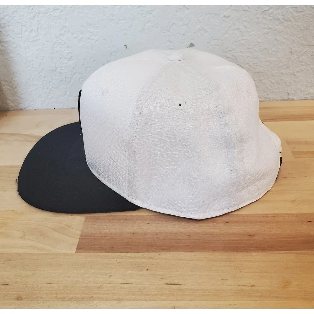 Nike Air Jordan Youth Hat White Elephant Print Snapback Cap 617846-001